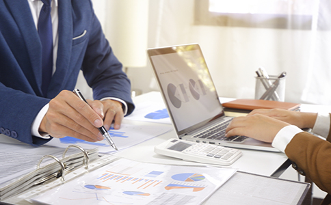 如何變更企業(yè)營業(yè)執(zhí)照經(jīng)營范圍？